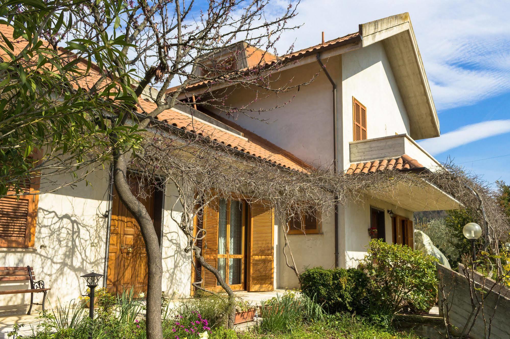 Le Monachette Bed & Breakfast Ascoli Piceno Exterior foto